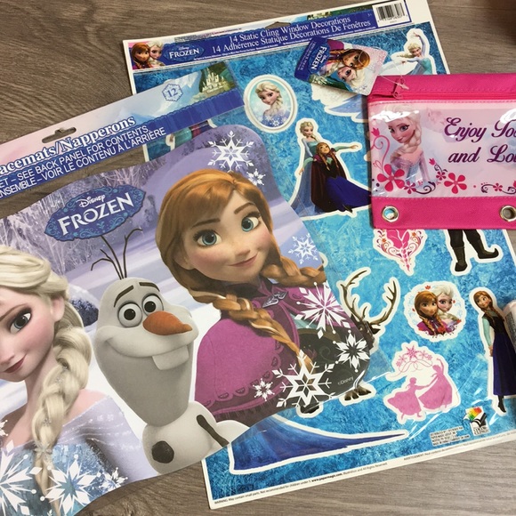 Frozen Huge Back to School Fun Set NEW - Picture 2 of 4